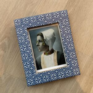 Fotolijst met zeeuwse illustratie